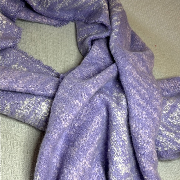 Aerie Cozy Blanket Scarf - Picture 2 of 9